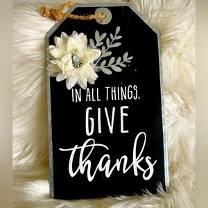 IN ALL THINGS GIVE THANKS WALL DECOR